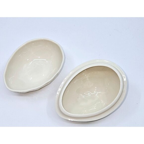 Belleek Hand-Painted Ceramic Egg-Shaped Trinket Box Yellow Daffodils & Clover - Picture 5 of 7